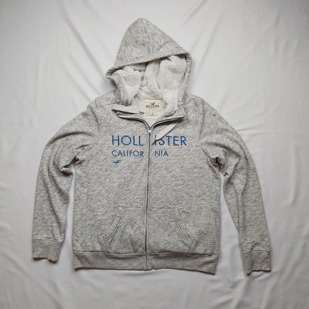 Hollister Embroidered Sherpa - Lined Hoodie